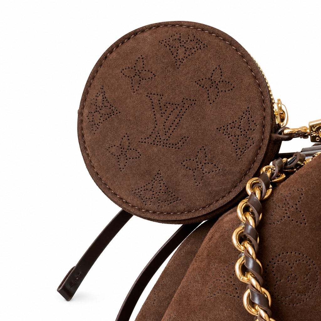 Louis Vuitton Zippy Suede Leather Handbag
