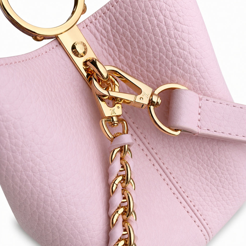 Louis Vuitton Capucines Medium Leather Pink Handbag