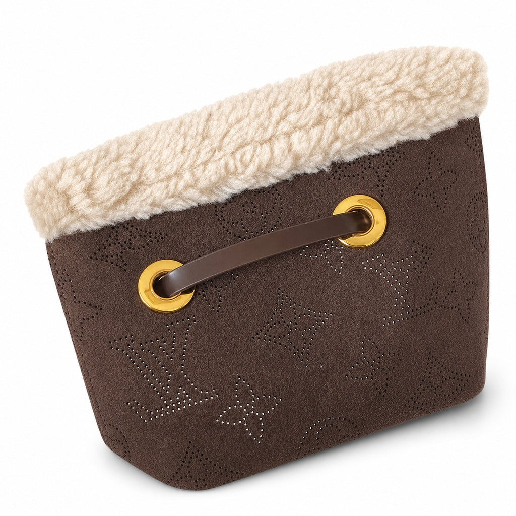 Louis Vuitton Zippy Suede Leather Handbag