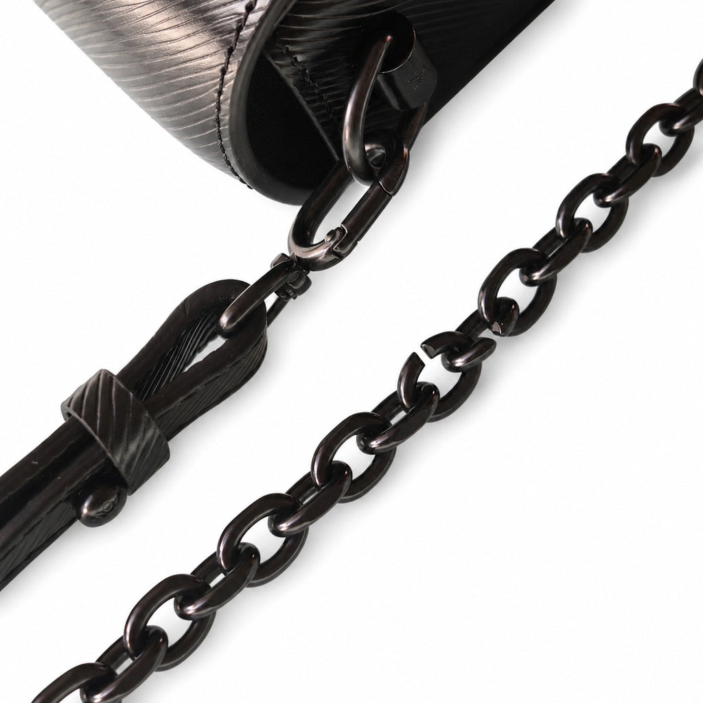 Louis Vuitton Twist Leather Handbag