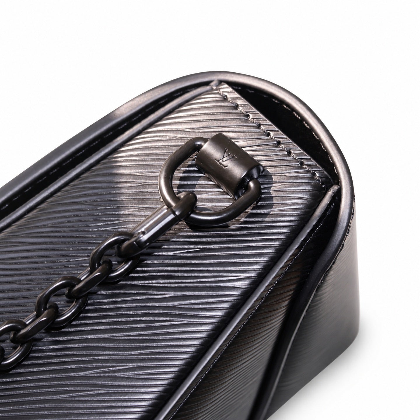 Louis Vuitton Twist Leather Handbag