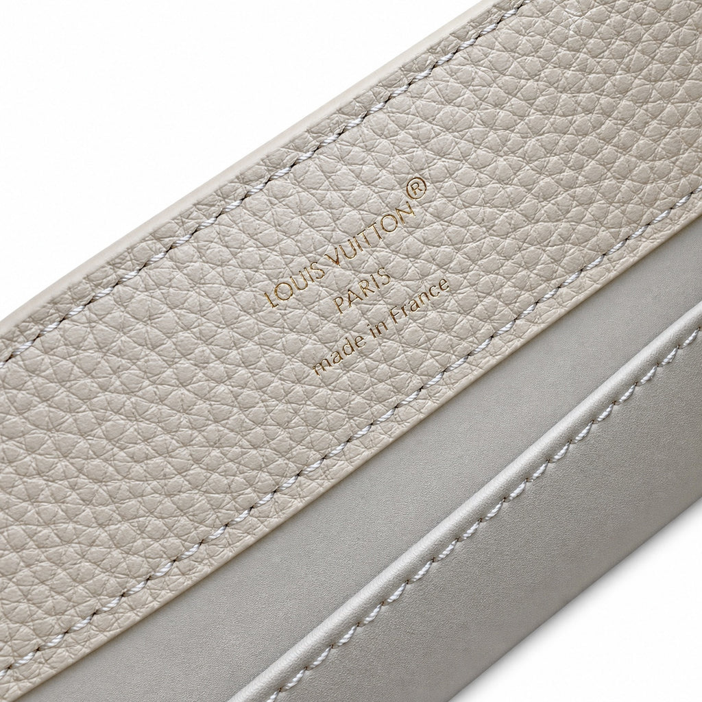 Louis Vuitton Capucines Small Leather White Handbag