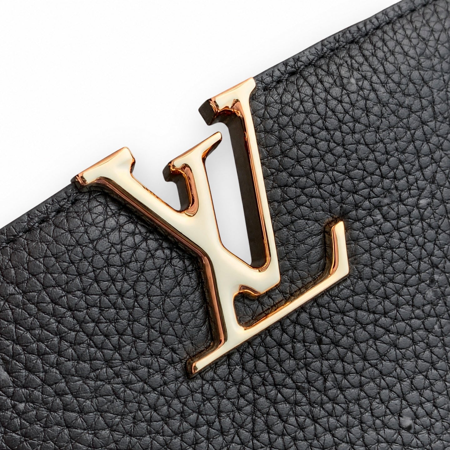 Louis Vuitton Capucines Small Leather Black Handbag
