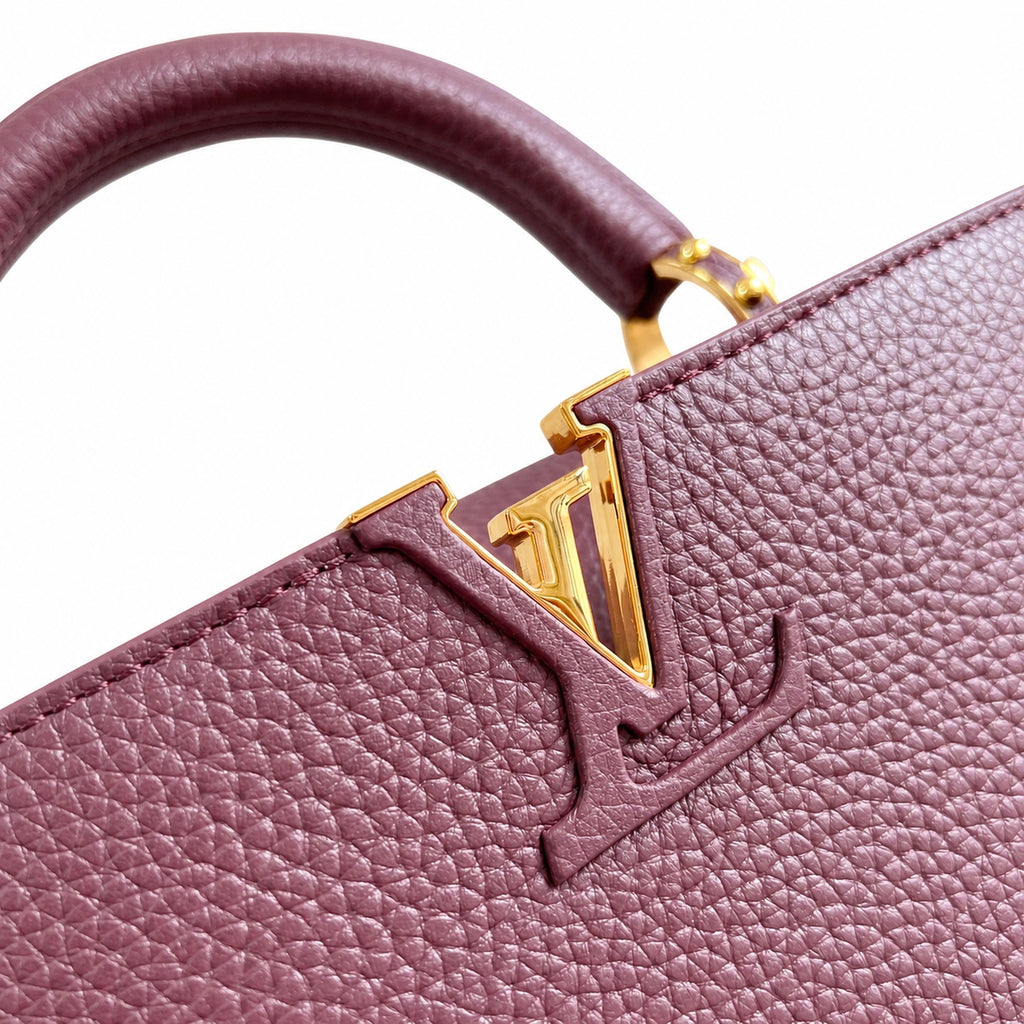 Louis Vuitton Capucines Small Leather Burgundy Handbag