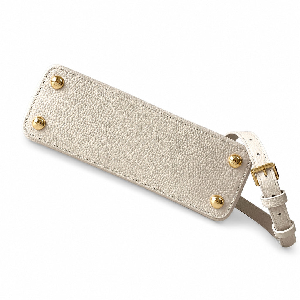 Louis Vuitton Capucines Leather White Handbag