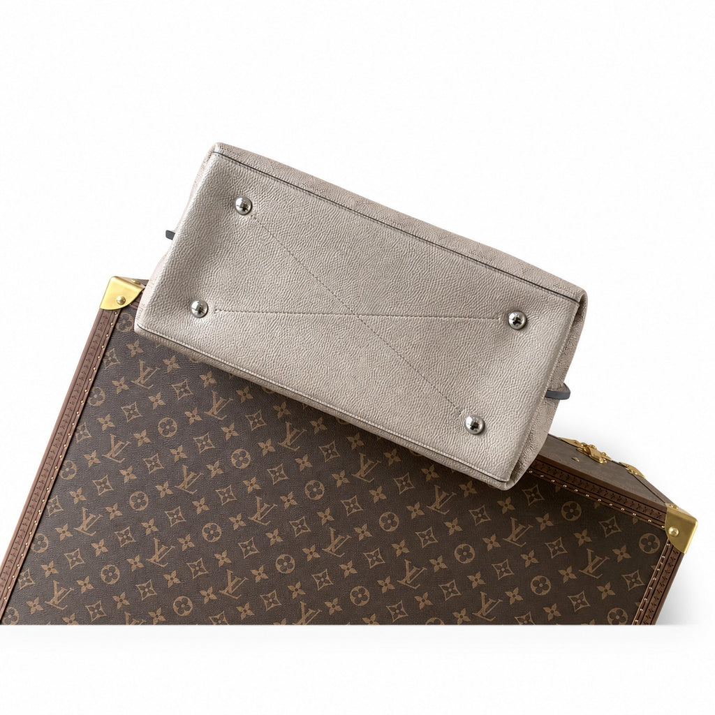 Louis Vuitton Leather Handbag