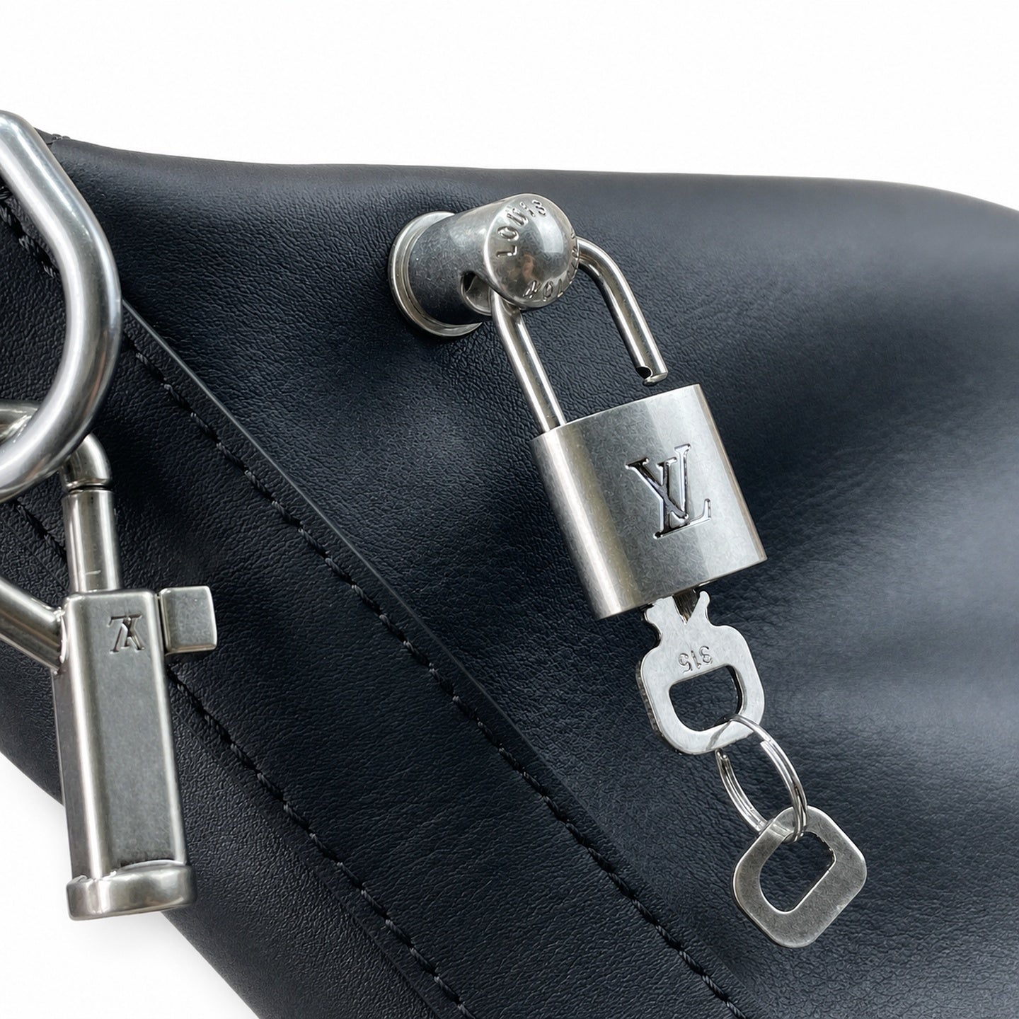 Louis Vuitton Jacquard Leather Black Handbag