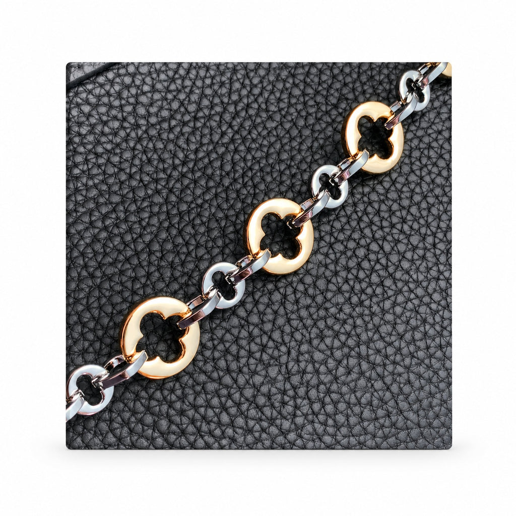 Louis Vuitton Capucines Small Leather Black Handbag