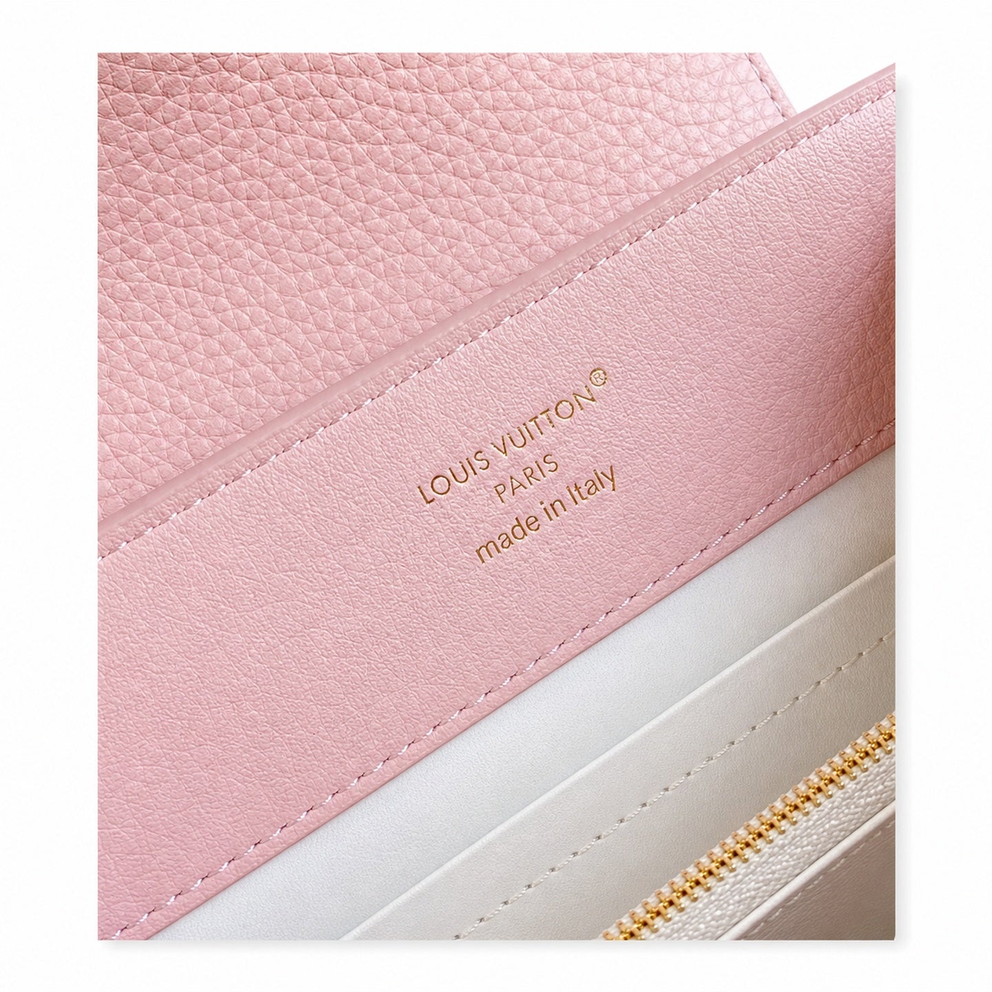 Louis Vuitton Capucines Small Knit Leather Pink Handbag