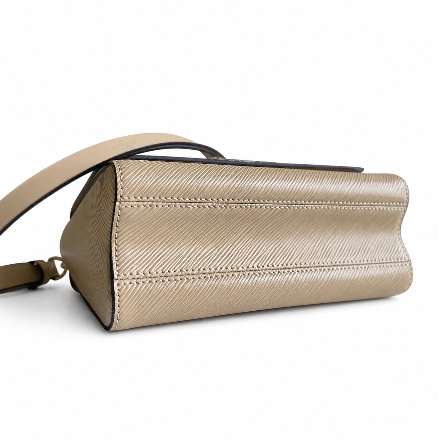 Louis Vuitton Twist Medium Leather Handbag