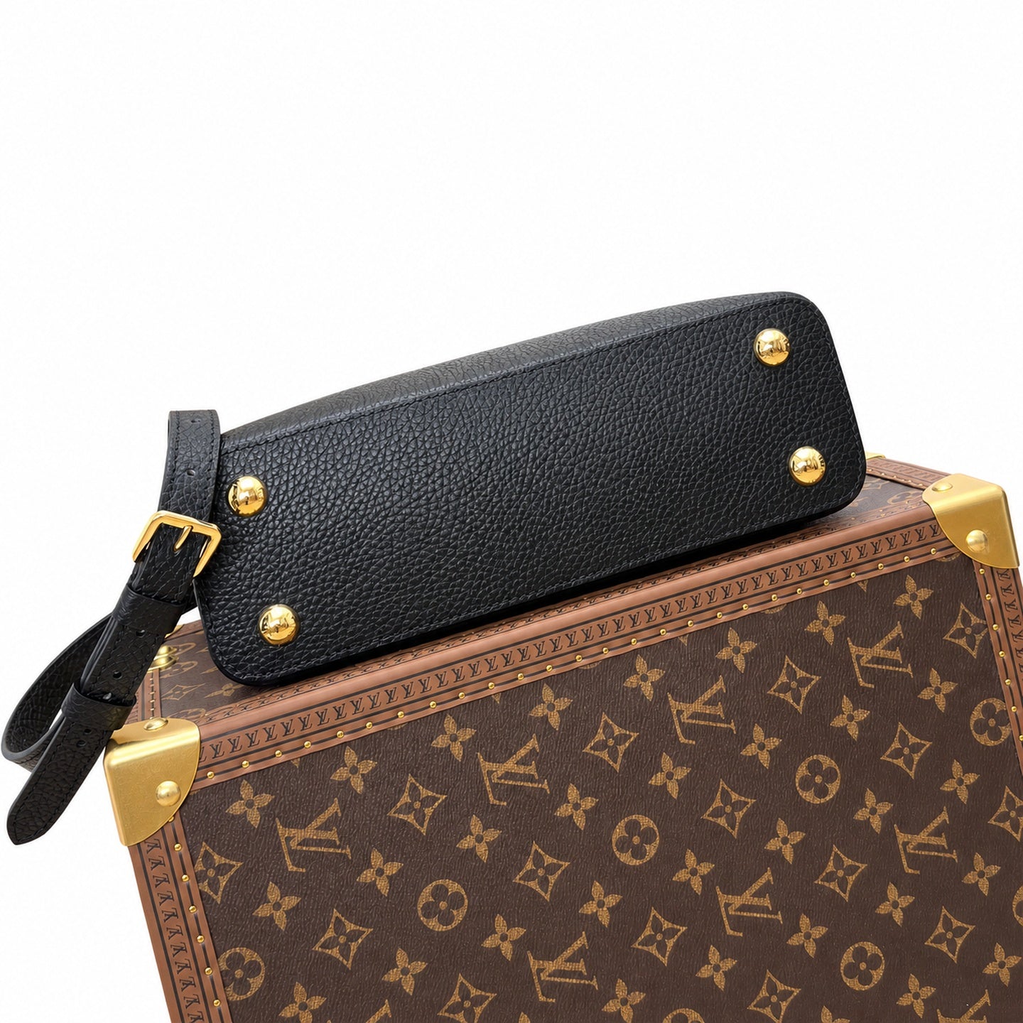 Louis Vuitton Capucines Leather Black Handbag