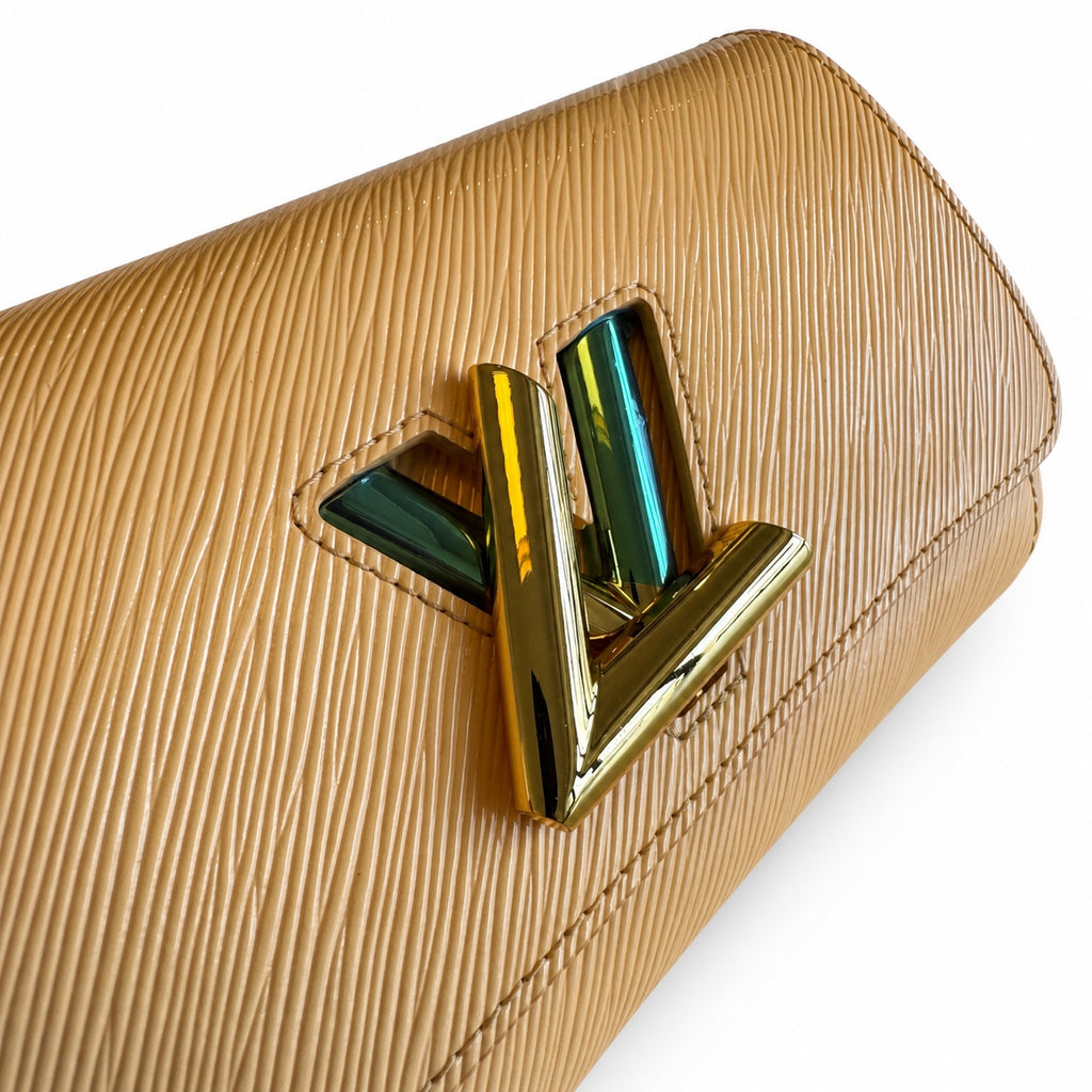 Louis Vuitton Twist Patent Leather Handbag
